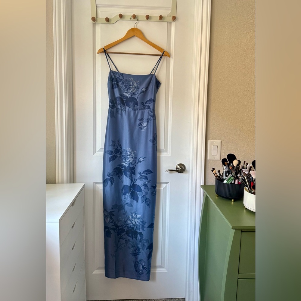 Reformation Frankie Silk Dress In Trieste Border, brand new without tags. - Picture 15 of 16